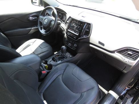 Used 2020 Jeep Cherokee Limited AWD/4WD image 14