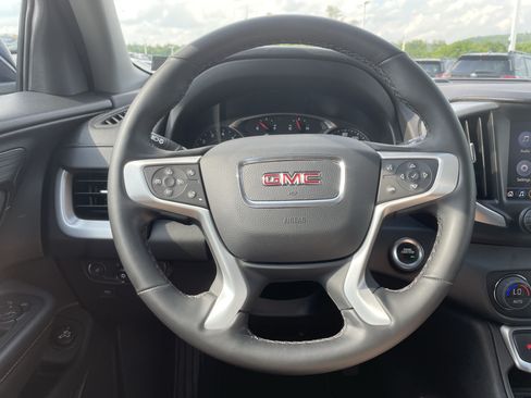 Used 2023 GMC Terrain SLT AWD/4WD image 17