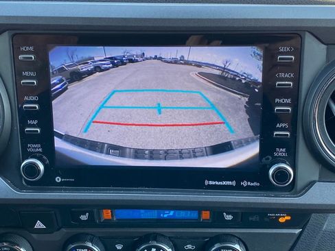 Used 2020 Toyota Tacoma TRD Off-Road w/ TRD Premium Off Road Package image 16