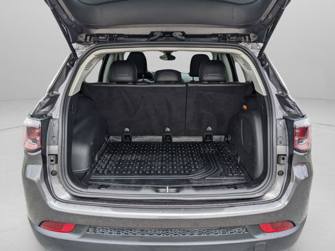 Used 2021 Jeep Compass Latitude w/ Sun and Sound Group image 14