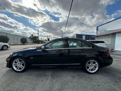 Used 2012 Mercedes-Benz C 250 Sedan image 4