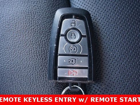 Certified 2022 Ford Explorer Limited w/ Limited Technology Package image 18