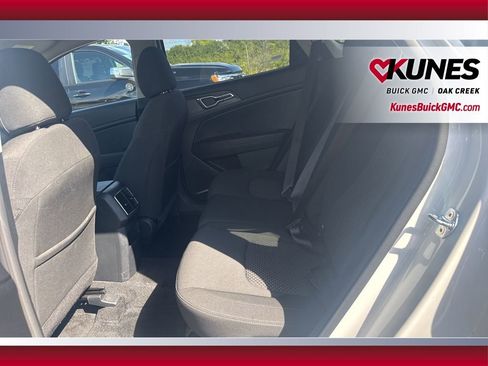 Used 2024 Kia Sportage LX image 21