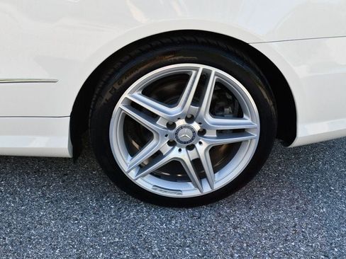Used 2012 Mercedes-Benz E 550 Cabriolet w/ Appearance Pkg image 78