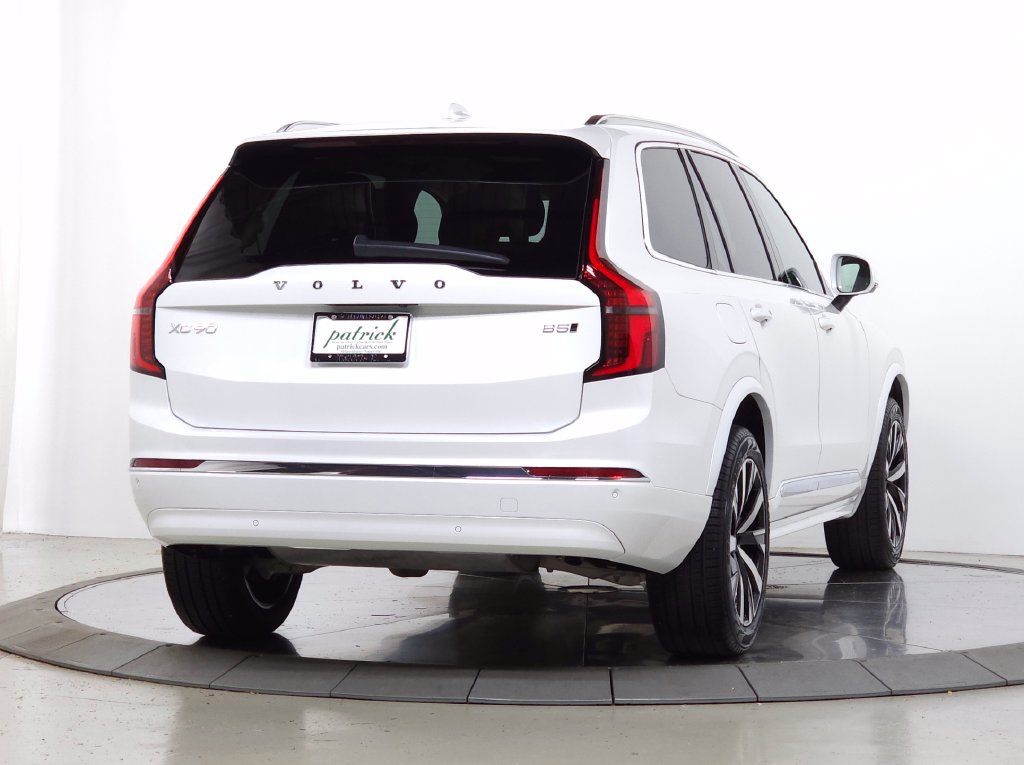 Certified 2025 Volvo XC90 B5 Core AWD/4WD image 10