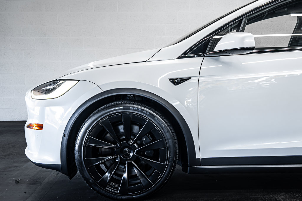 Used 2022 Tesla Model X Plaid AWD/4WD image 12