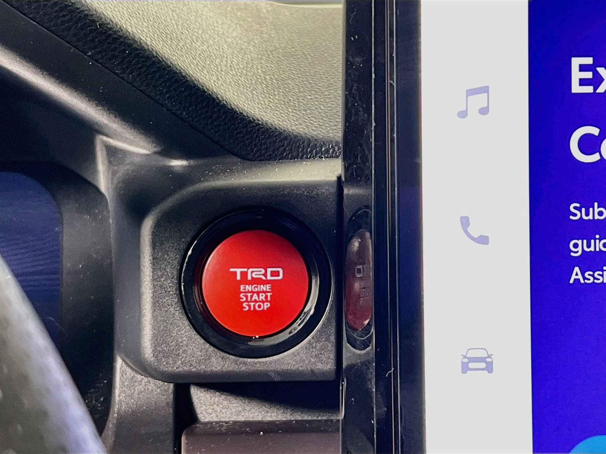 Used 2025 Toyota Tacoma TRD Off-Road AWD/4WD image 23