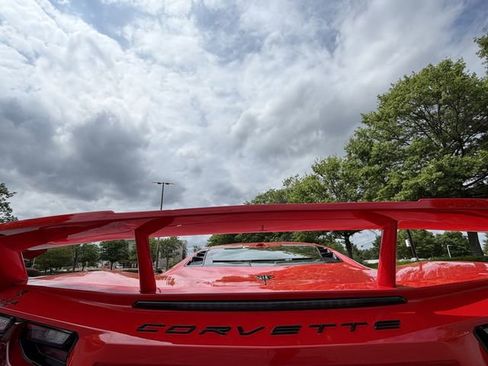 Used 2020 Chevrolet Corvette Stingray Premium Cpe w/ 3LT Preferred Equipment Group RWD image 9