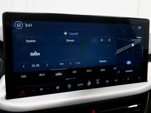 Certified 2025 Ford Escape Platinum image 3