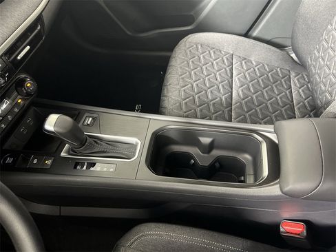 New 2026 Nissan Kicks SV image 23