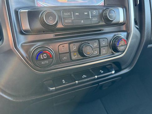 Used 2018 Chevrolet Silverado 1500 LT w/ All Star Edition image 19