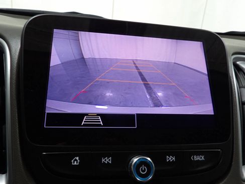 Used 2022 Chevrolet Malibu LT image 12