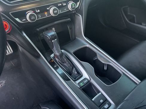 Used 2018 Honda Accord Sport image 27