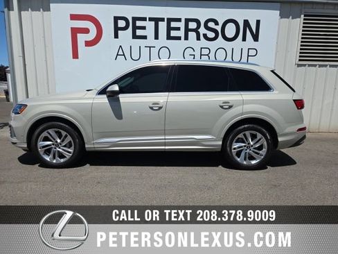 Used 2022 Audi Q7 3.0T Premium Plus w/ Premium Plus Package AWD/4WD image 7