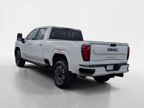 Used 2024 GMC Sierra 2500 Denali Ultimate w/ Max Trailering Package image 4