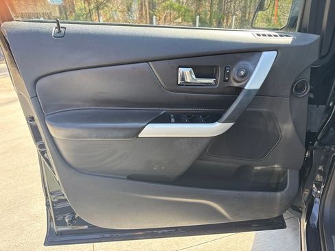 Used 2012 Ford Edge Limited image 21