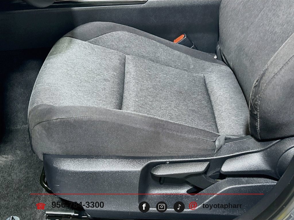 Used 2025 Toyota Camry LE FWD image 17