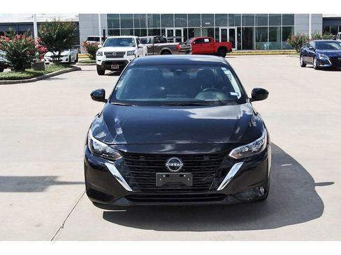 Used 2024 Nissan Sentra S w/ Trunk Package FWD image 8