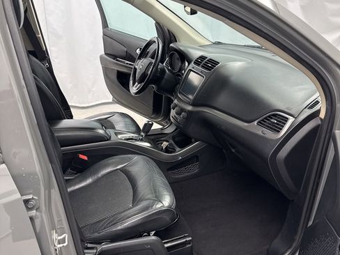 Used 2020 Dodge Journey Crossroad image 28