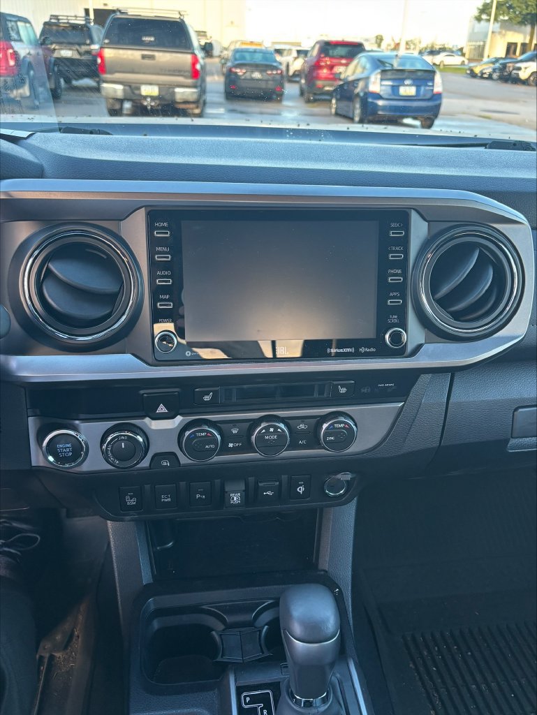 Used 2023 Toyota Tacoma Limited AWD/4WD image 9