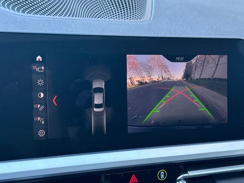 Used 2020 BMW 330i Sedan w/ Driving Assistance Package image 16