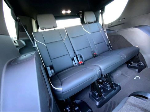 New 2026 Cadillac Escalade Luxury image 30