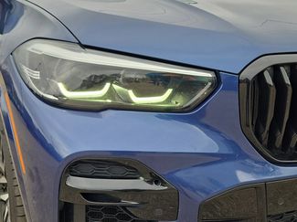 Used 2023 BMW X5 xDrive40i w/ M Sport Package video 3