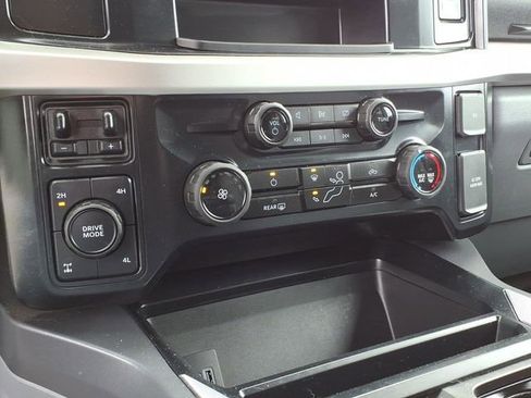 Certified 2024 Ford F250 XLT w/ 360-Degree Camera Package AWD/4WD image 17