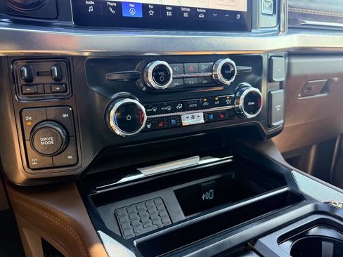 Used 2025 Ford F250 King Ranch AWD/4WD image 31