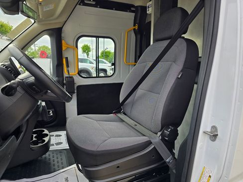 Used 2024 RAM ProMaster 3500 w/ Delivery Van Package FWD image 23