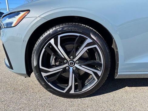 Used 2023 Volvo S60 B5 Plus w/ Climate Package image 30