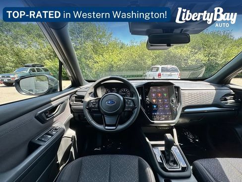 Used 2025 Subaru Forester Premium AWD/4WD image 18