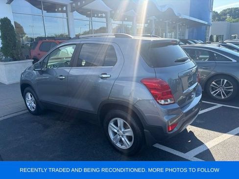Used 2019 Chevrolet Trax LT w/ LT Convenience Package AWD/4WD image 4