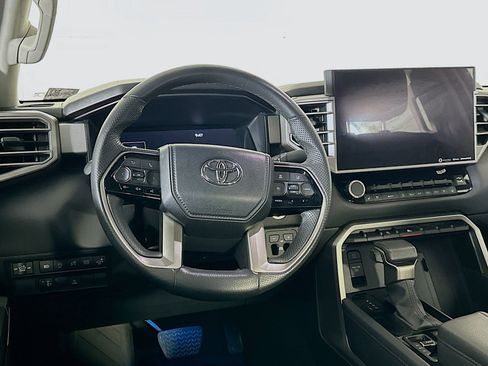Used 2024 Toyota Tundra Limited image 18