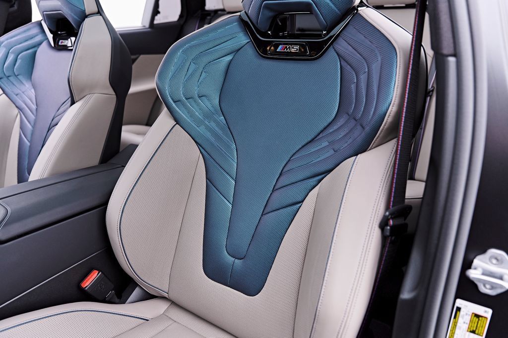 Used 2026 BMW M5 Touring AWD/4WD image 59