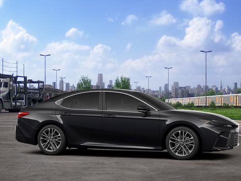 New 2026 Toyota Camry XLE FWD image 13