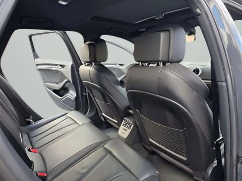 Used 2018 Audi A3 e-tron Prestige w/ Prestige Package image 21