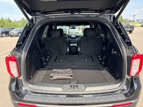 Certified 2020 Ford Explorer XLT w/ Equipment Group 202A AWD/4WD image 6