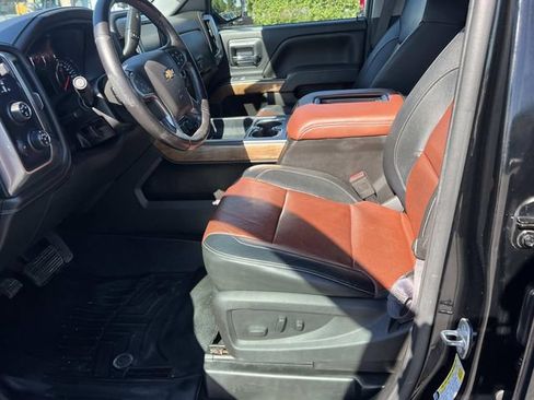Used 2016 Chevrolet Silverado 1500 LTZ w/ Sport Package AWD/4WD image 18