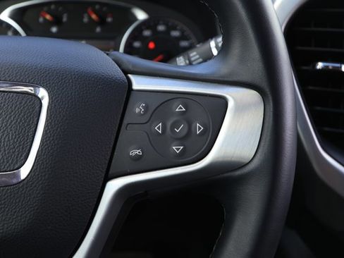 Used 2023 GMC Acadia SLT image 14