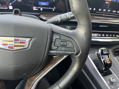 Used 2024 Cadillac Escalade Sport Platinum AWD/4WD image 17