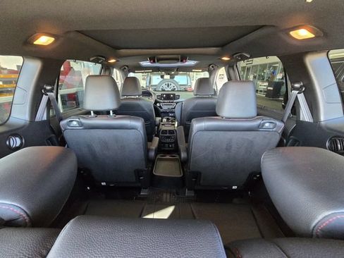Used 2021 Honda Pilot Black Edition image 26