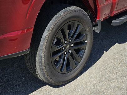 New 2025 Ford F150 Lariat w/ Equipment Group 501A Mid