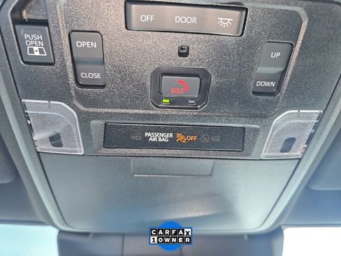 Used 2025 Toyota Tacoma TRD Sport image 36