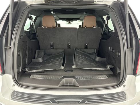 Used 2022 Chevrolet Suburban High Country w/ Max Trailering Package AWD/4WD image 45
