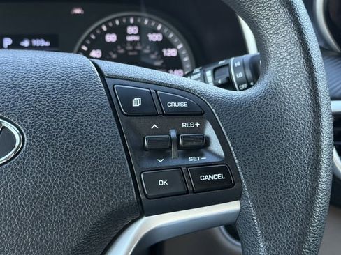 Used 2019 Hyundai Tucson Value FWD image 11
