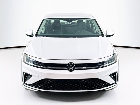 Used 2025 Volkswagen Jetta S FWD image 2