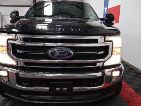 Used 2021 Ford F250 Lariat w/ Lariat Value Package AWD/4WD image 23