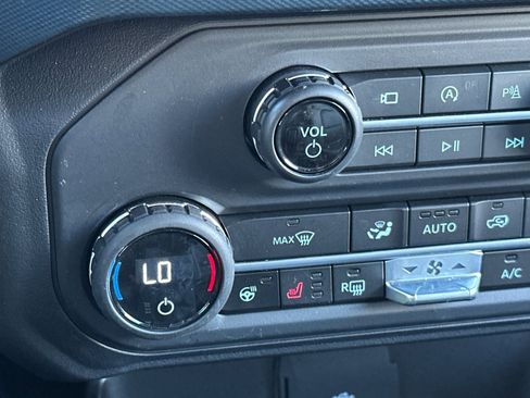 Used 2023 Ford Bronco Outer Banks image 29