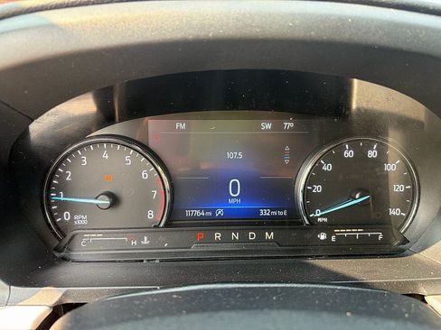 Used 2021 Ford Explorer XLT w/ Equipment Group 202A AWD/4WD image 12